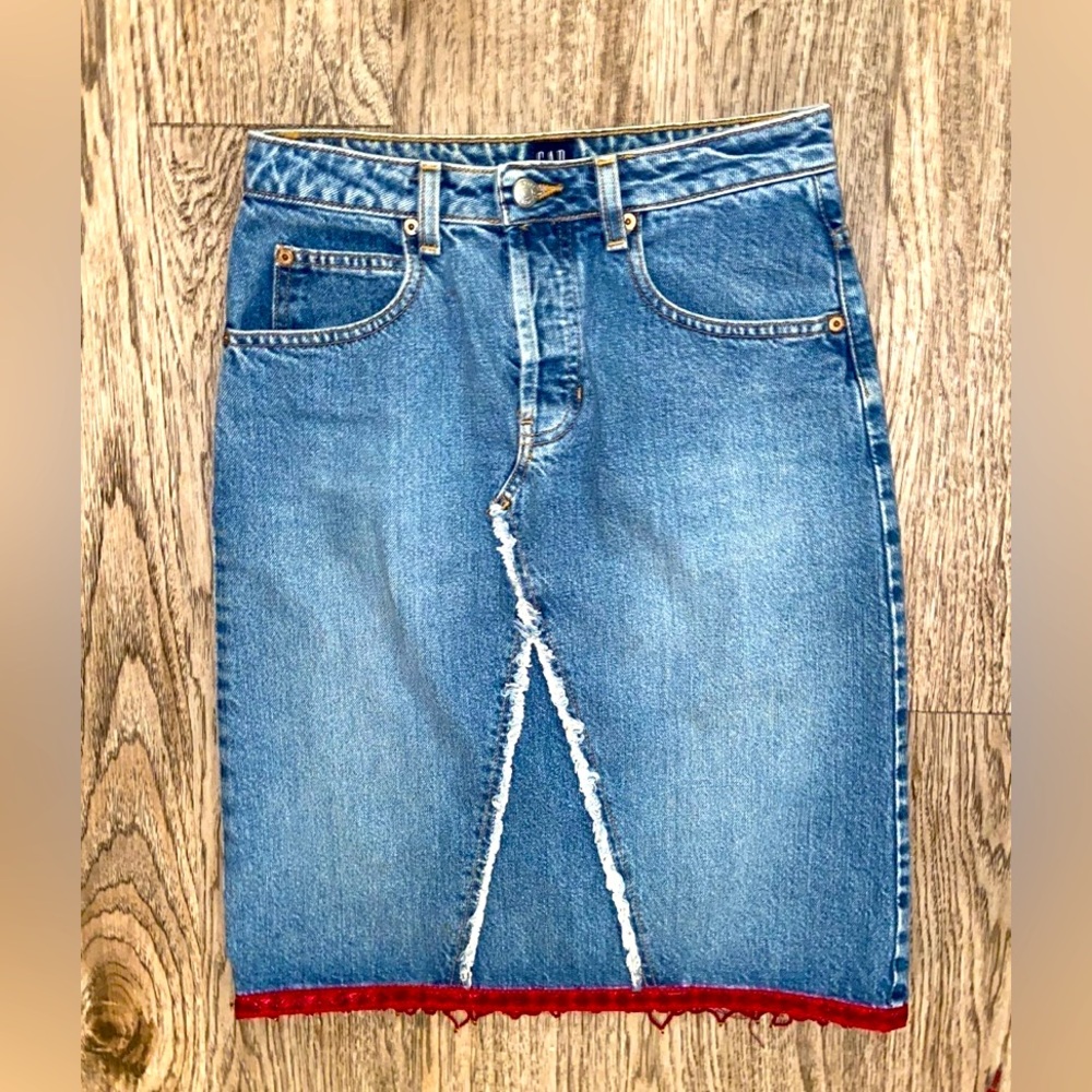 All American Vintage Embroidered /Fringed Jean Gap skirt - High Waist 28 in